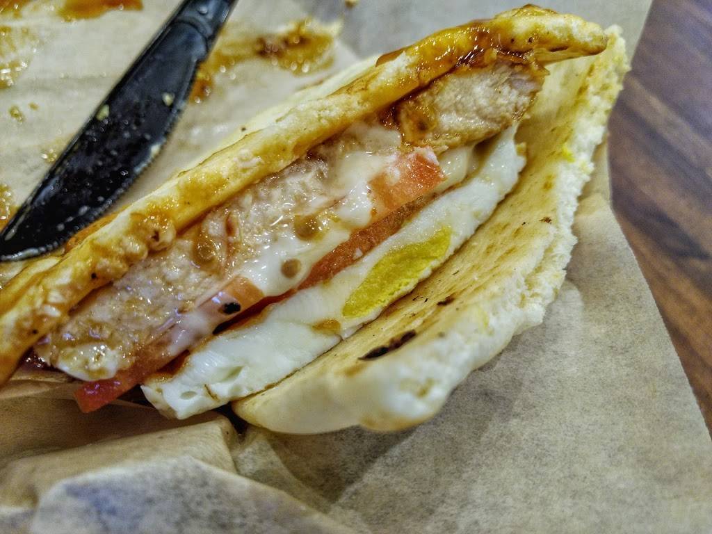 Gabutto Burger | restaurant | 1410 Golf Rd, Rolling Meadows, IL 60008, USA | 2245520007 OR +1 224-552-0007