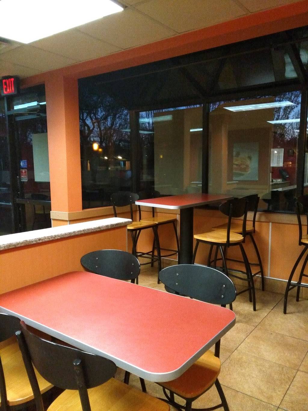 Jack in the Box | restaurant | 290 E Monte Vista Ave, Vacaville, CA 95688, USA | 7074480192 OR +1 707-448-0192
