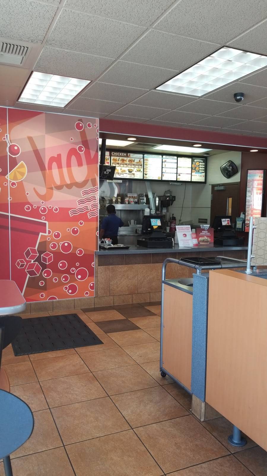 Jack in the Box | restaurant | 720 E Dyer Rd, Santa Ana, CA 92705, USA | 7145464296 OR +1 714-546-4296