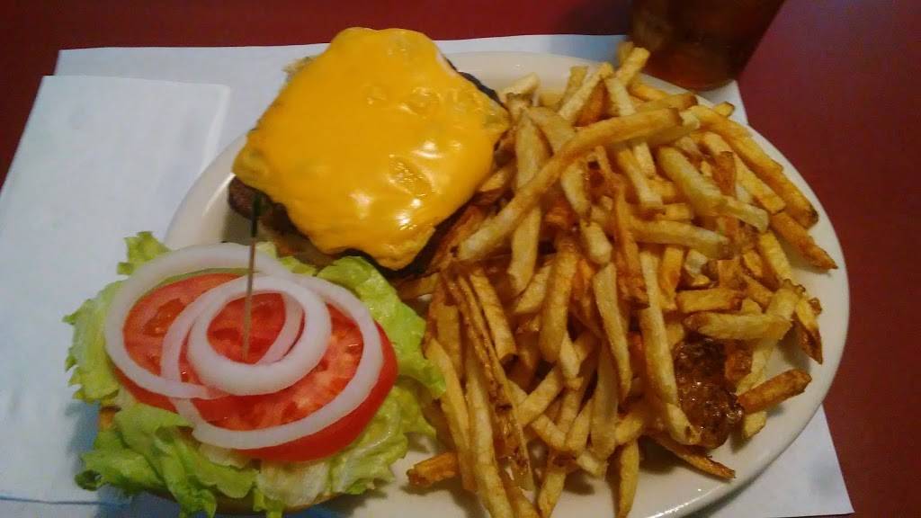 Schunks West Hill Grill | restaurant | 4274 Keller Rd, Eden, NY 14057, USA | 7169924432 OR +1 716-992-4432