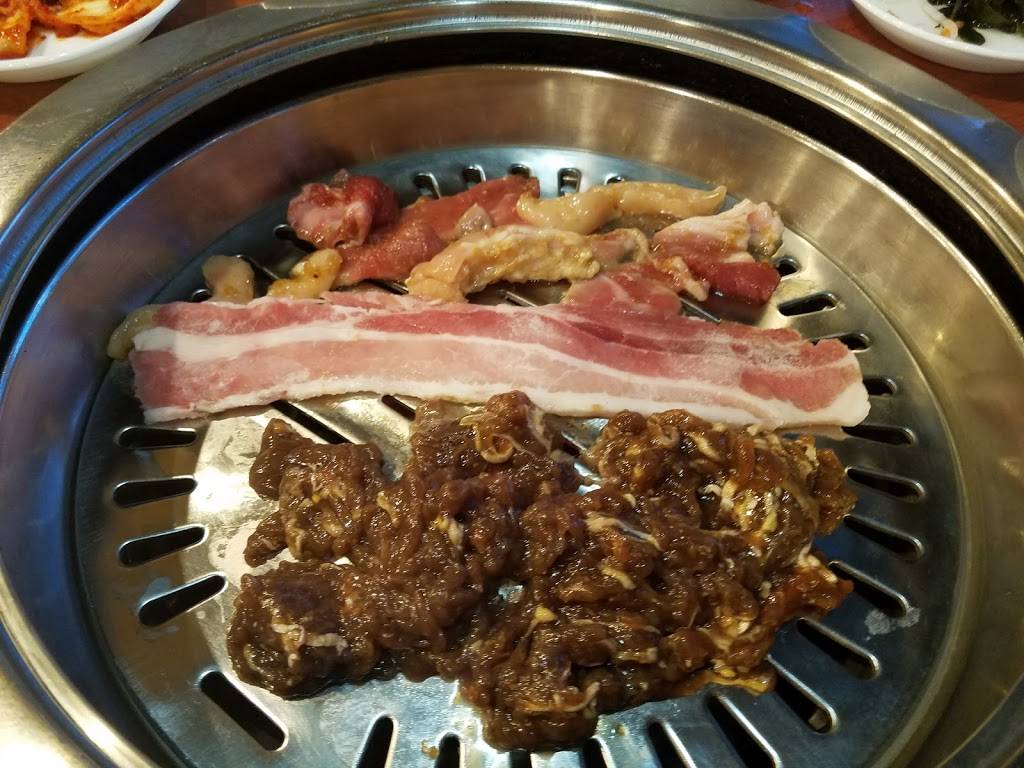 Bando Restaurant | restaurant | 8015 Pendleton Pike, Indianapolis, IN 46226, USA | 3178978277 OR +1 317-897-8277