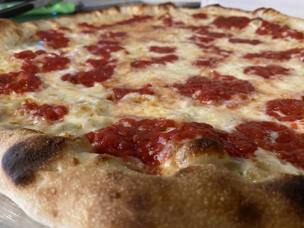 Breckenridge Ale House & Pizza | restaurant | 520 S Main St, Breckenridge, CO 80424, USA | 9707713637 OR +1 970-771-3637