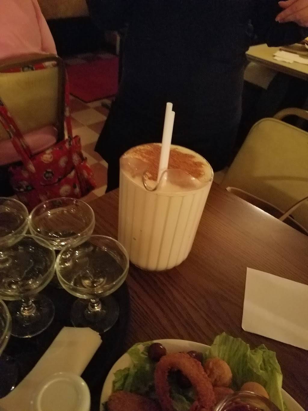 Sams Place | restaurant | 230 Washington St, Blakeslee, OH 43505, USA | 4192722222 OR +1 419-272-2222