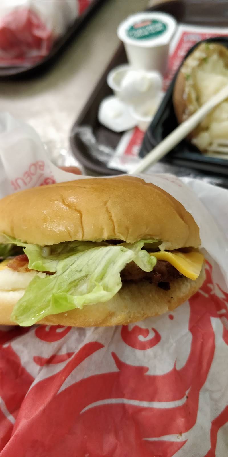 Wendys | restaurant | 221 Weber St N, Waterloo, ON N2J 3H5, Canada | 5197462728 OR +1 519-746-2728