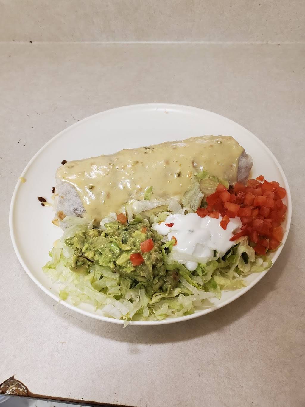 El CHarrito mexican restaurant | restaurant | 20 N Plank St, Rossville, IN 46065, USA | 7656500342 OR +1 765-650-0342