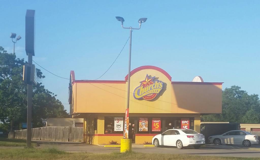 Churchs Chicken | restaurant | 1317 10th St, Floresville, TX 78114, USA | 8302167502 OR +1 830-216-7502