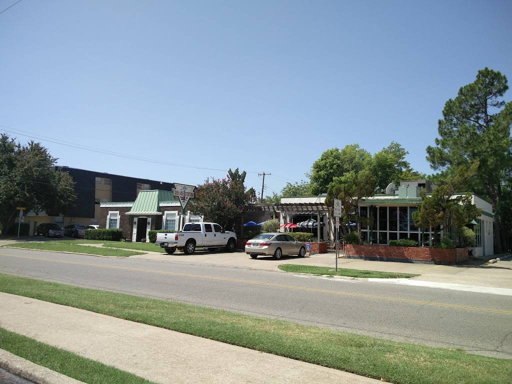 The Service Station Restaurant | restaurant | 502 S Webster Ave, Norman, OK 73069, USA | 4053642139 OR +1 405-364-2139