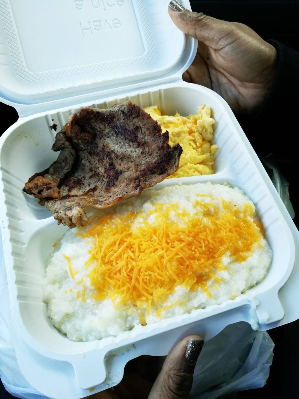 Tony’s Place | restaurant | 1401 H St NE, Washington, DC 20002, USA | 2023962482 OR +1 202-396-2482