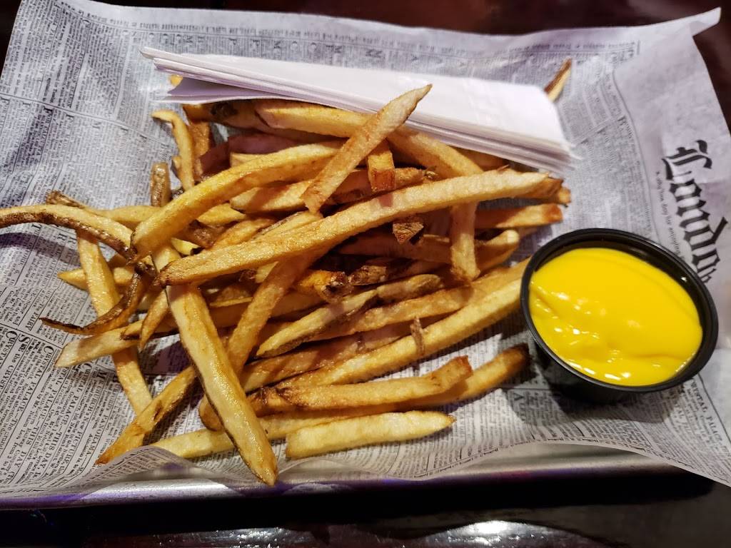 Ulrichs Rebellion Room | restaurant | 631 Main St, Peoria, IL 61602, USA | 3096761423 OR +1 309-676-1423