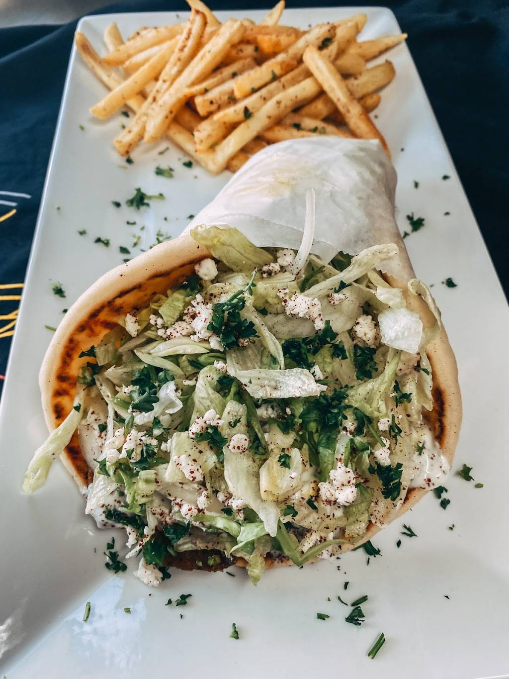 Momos Kebab | restaurant | 8520 14th Ave S, Seattle, WA 98108, USA | 2066654460 OR +1 206-665-4460