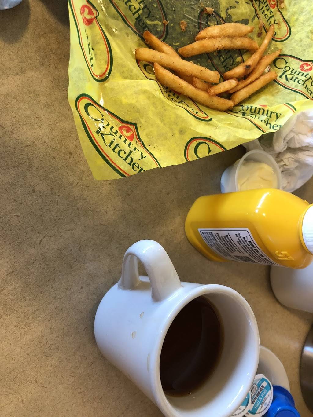 Café by Country Kitchen | restaurant | 2487 M-139, Benton Harbor, MI 49022, USA | 2699256076 OR +1 269-925-6076