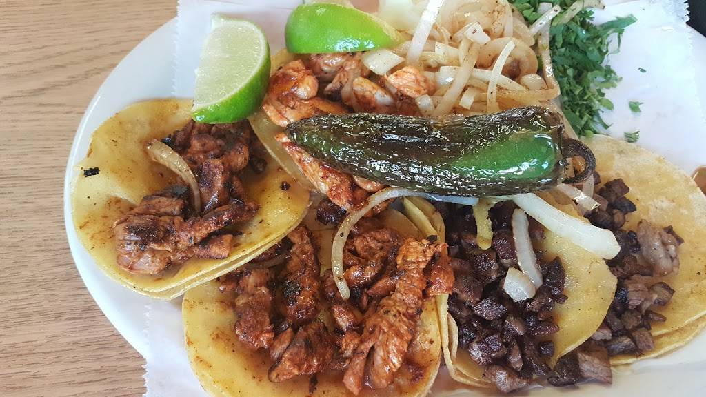 Taqueria El Novillero | restaurant | 12400 Nacogdoches Rd, San Antonio, TX 78217, USA | 2106573809 OR +1 210-657-3809