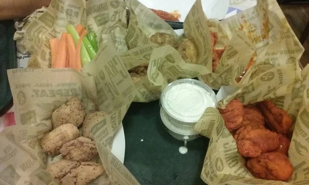 Wingstop | restaurant | 6130 Greenville Ave #108, Dallas, TX 75206, USA | 2143689464 OR +1 214-368-9464