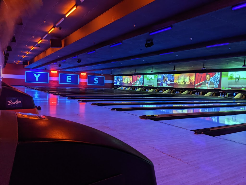 Bowlero Norco | restaurant | 1800 Hamner Ave, Norco, CA 92860, USA | 9517348410 OR +1 951-734-8410