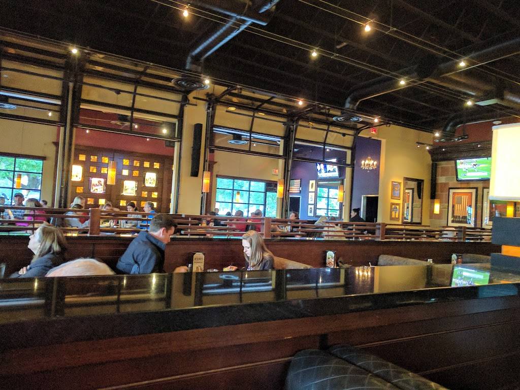 BJs Restaurant & Brewhouse | restaurant | 210 Loop 323 Wsw, Tyler, TX 75703, USA | 9039392840 OR +1 903-939-2840