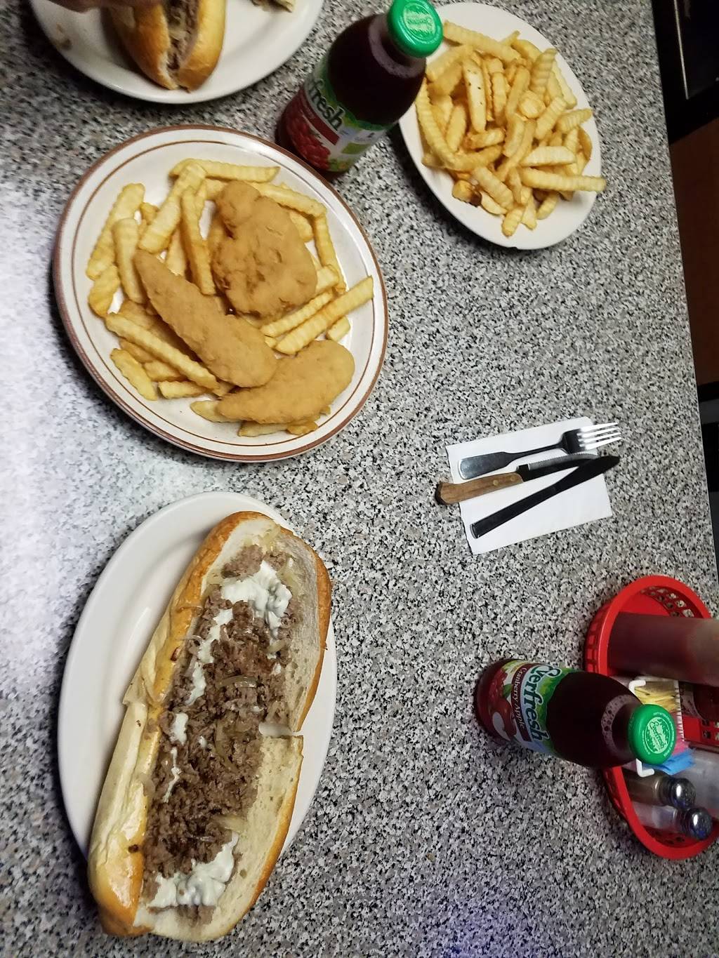 Roccos Steaks | restaurant | 507 John Tipton Blvd, Pennsauken Township, NJ 08110, USA | 8563170680 OR +1 856-317-0680