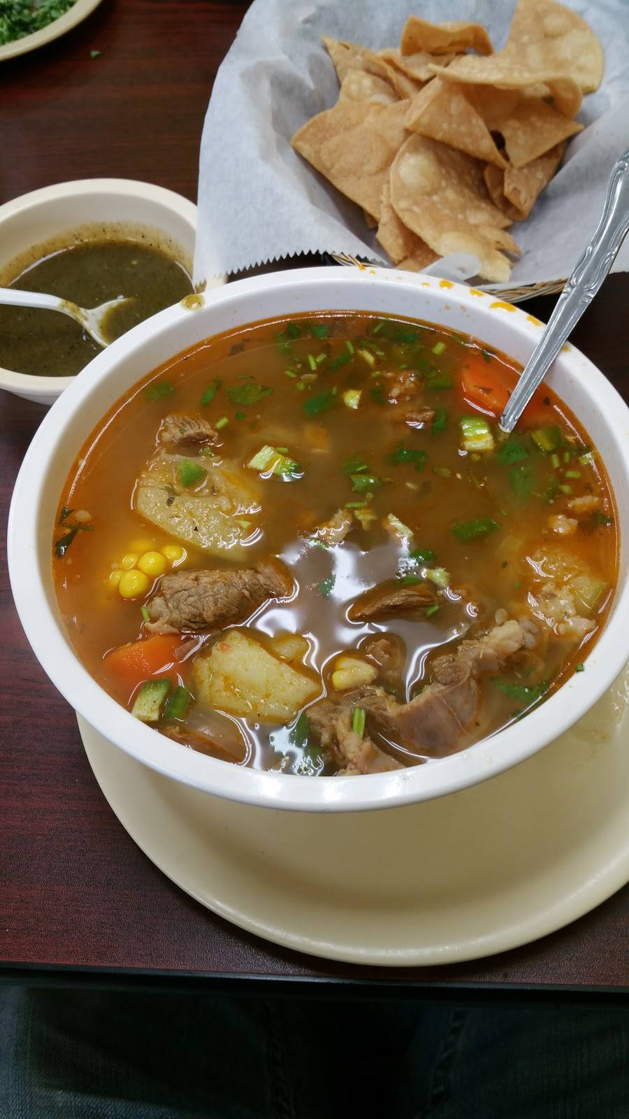 Supermercado y Restaurante El Mariachi | restaurant | 6301 N Tryon St #101-105, Charlotte, NC 28213, USA | 7047370133 OR +1 704-737-0133