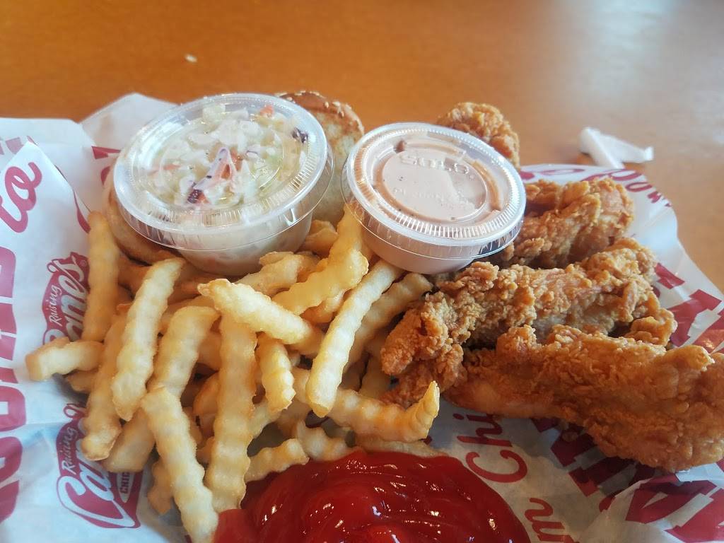 Raising Canes Chicken Fingers | meal takeaway | 698 IL-59, Naperville, IL 60540, USA | 6307780536 OR +1 630-778-0536