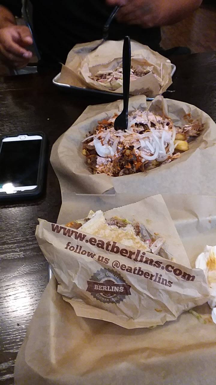 BERLINS | restaurant | 15928 Ventura Blvd, Encino, CA 91436, USA | 8182903170 OR +1 818-290-3170