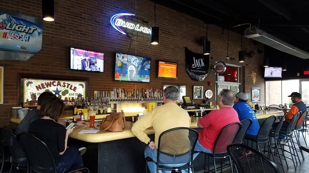 Buffalo Wild Wings | restaurant | 2599 David H McLeod Blvd, Florence, SC 29501, USA | 8432928995 OR +1 843-292-8995