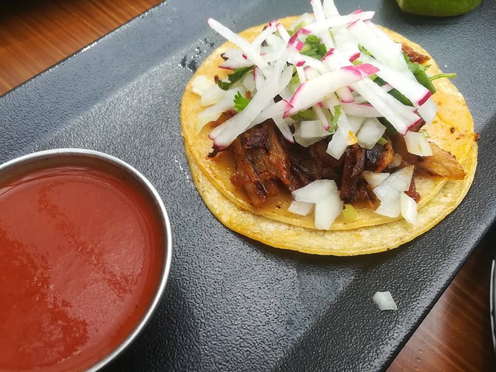 Vidorra | restaurant | 2642 Main St, Dallas, TX 75226, USA | 9722150640 OR +1 972-215-0640