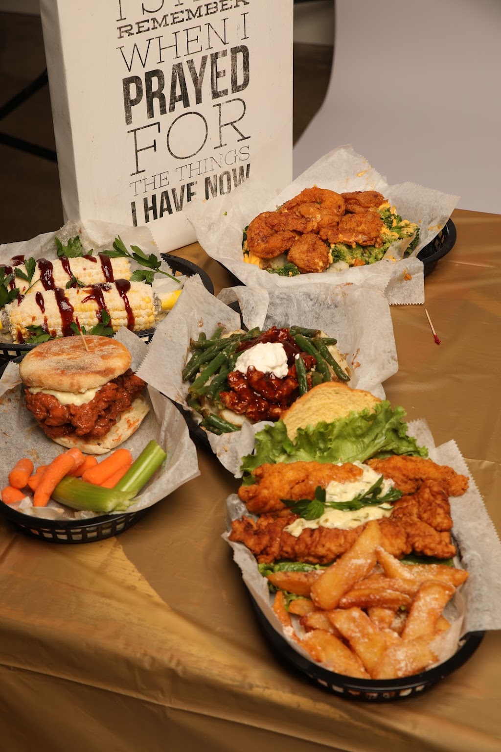 BB’s Banana Pudding & More | restaurant | 310 S 48th St, Philadelphia, PA 19143, USA | 2154595898 OR +1 215-459-5898