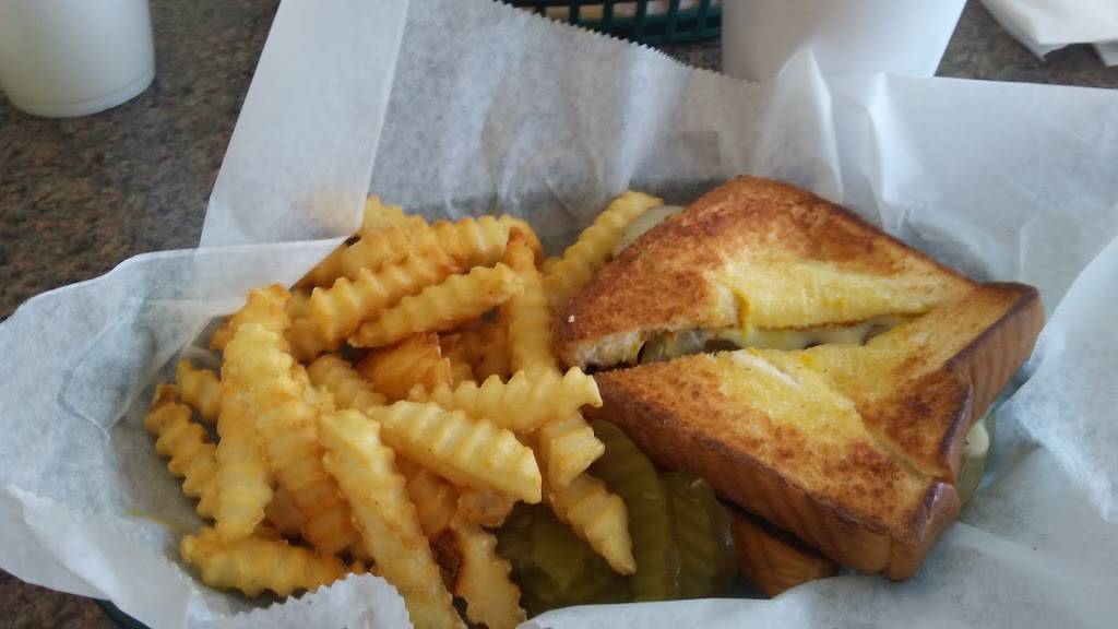 College Barbecue | restaurant | 117 Statesville Blvd, Salisbury, NC 28144, USA | 7046339953 OR +1 704-633-9953