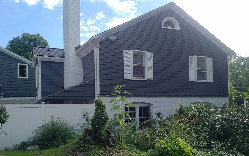 Old Riverton Inn and The Royal Coachman Tavern | restaurant | 436 E River Rd, Riverton, CT 06065, USA | 8603798678 OR +1 860-379-8678