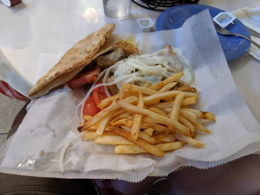 Golden Fleece Restaurant | restaurant | 525 Monroe St, Detroit, MI 48226, USA | 3139627093 OR +1 313-962-7093