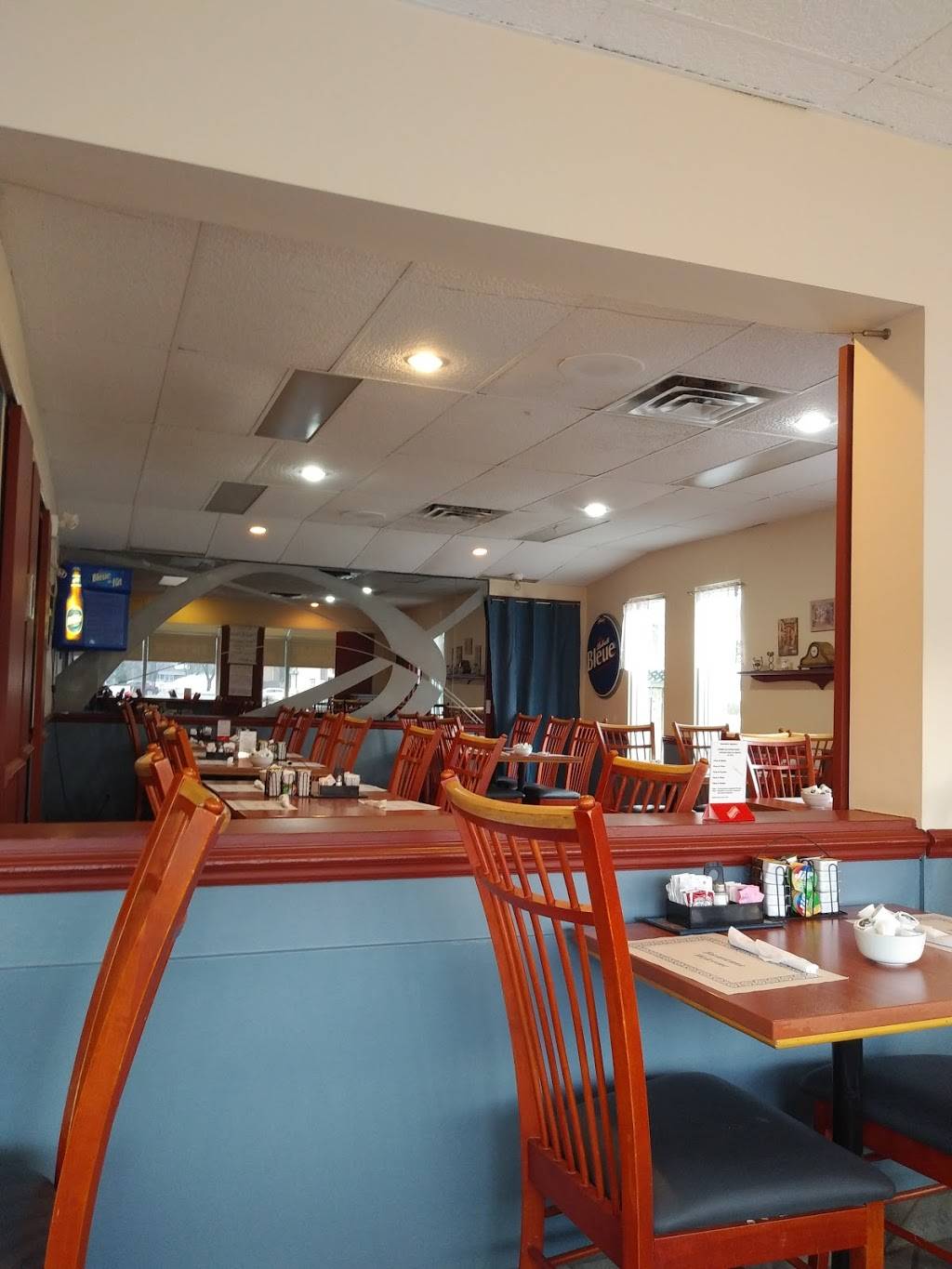 Restaurant La Bavière | restaurant | 5310 Bd Laurier O, Saint-Hyacinthe, QC J2S 3V7, Canada | 4507735310 OR +1 450-773-5310