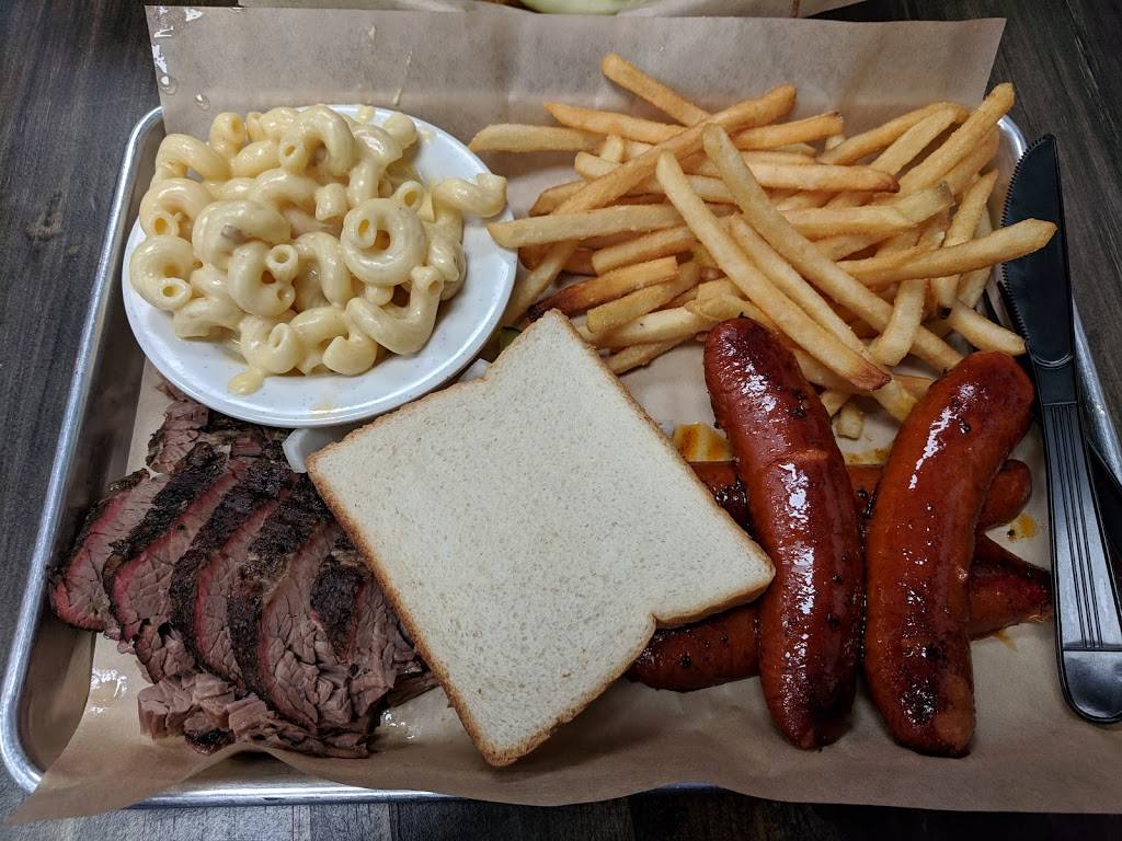 Porkchop and Bubbas BBQ | restaurant | 1230 H St suite a, Bakersfield, CA 93301, USA | 6615204227 OR +1 661-520-4227