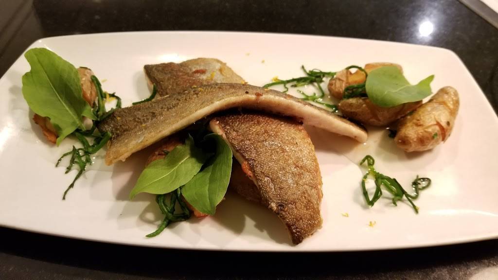 Blood & Sand | restaurant | 1500 St Charles St, St. Louis, MO 63103, USA | 3142417263 OR +1 314-241-7263