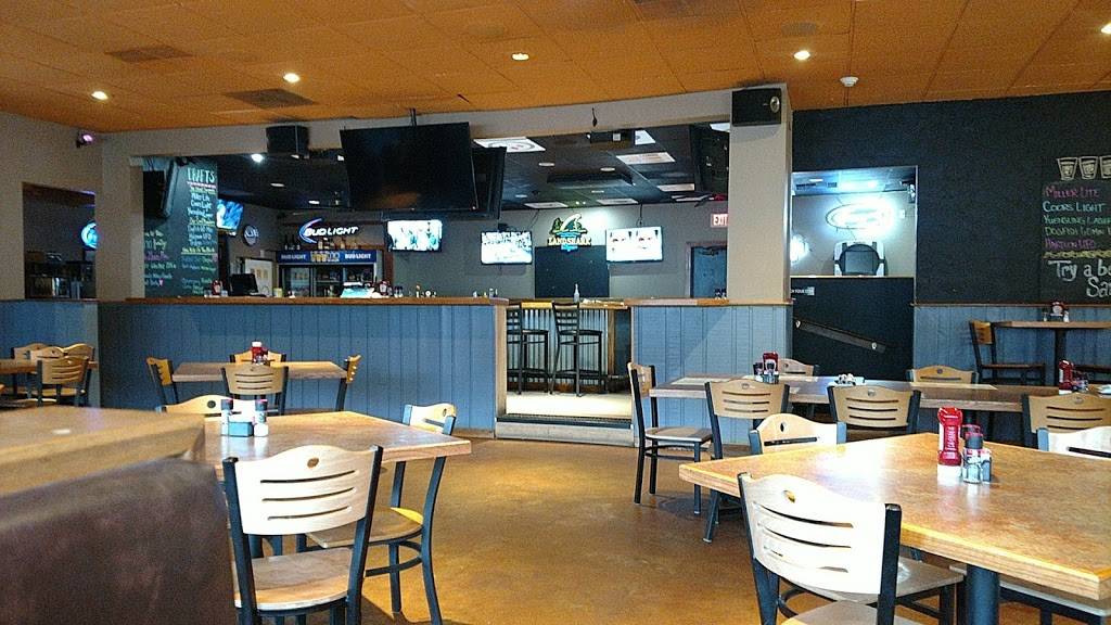 Trio Bar And Grill | restaurant | 3707 Marietta Ave, Columbia, PA 17512, USA | 7172850888 OR +1 717-285-0888