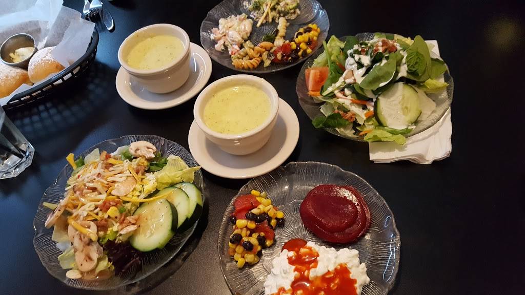 Hoffman House | restaurant | 7550 E State St, Rockford, IL 61108, USA | 8153975800 OR +1 815-397-5800