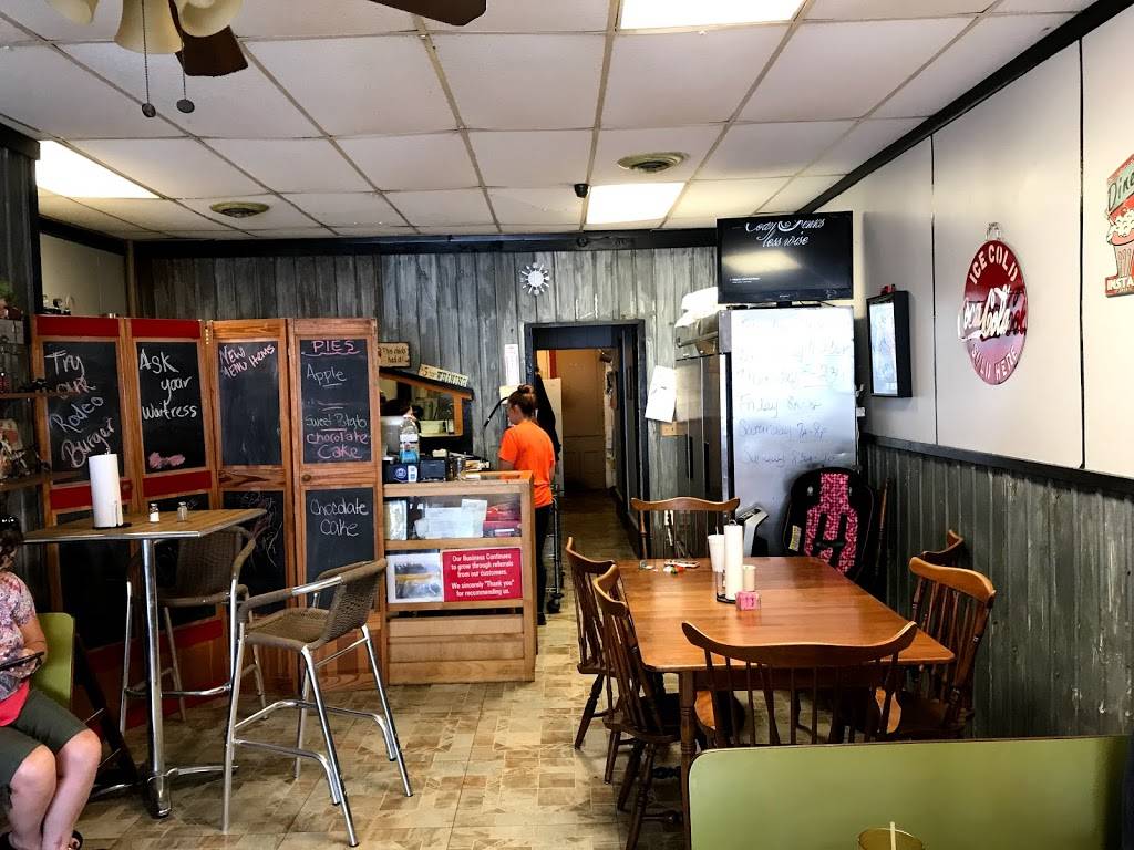 Florence Diner | restaurant | 208 E Main St, Florence, TX 76527, USA | 2547930789 OR +1 254-793-0789