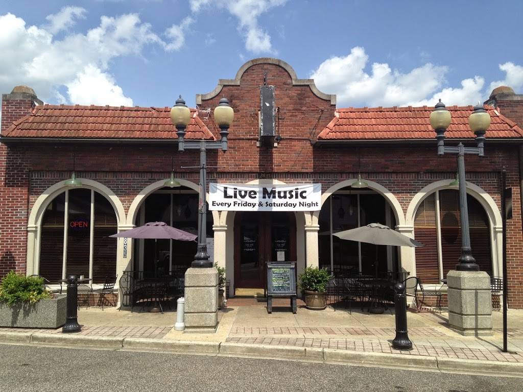 Oak Hill Bar & Grill | restaurant | 2835 18th St S, Homewood, AL 35209, USA | 2058708277 OR +1 205-870-8277