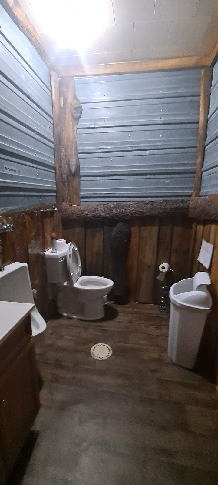 J & F Billiards | restaurant | 415 S Washington St, Clinton, KY 42031, USA | 2702078275 OR +1 270-207-8275