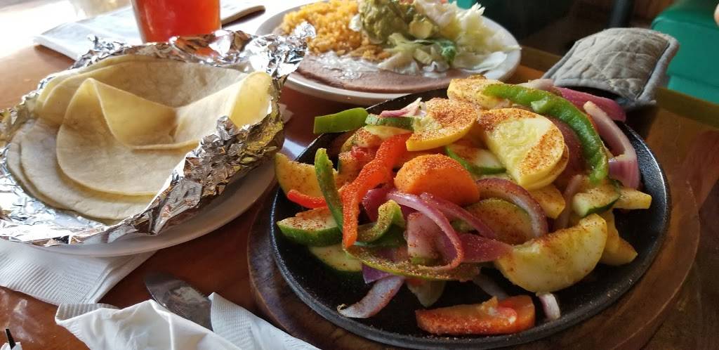 Sr. Tequila Mexican Grill | restaurant | 16745 Cagan Crossings Blvd, Clermont, FL 34714, USA | 3527085575 OR +1 352-708-5575