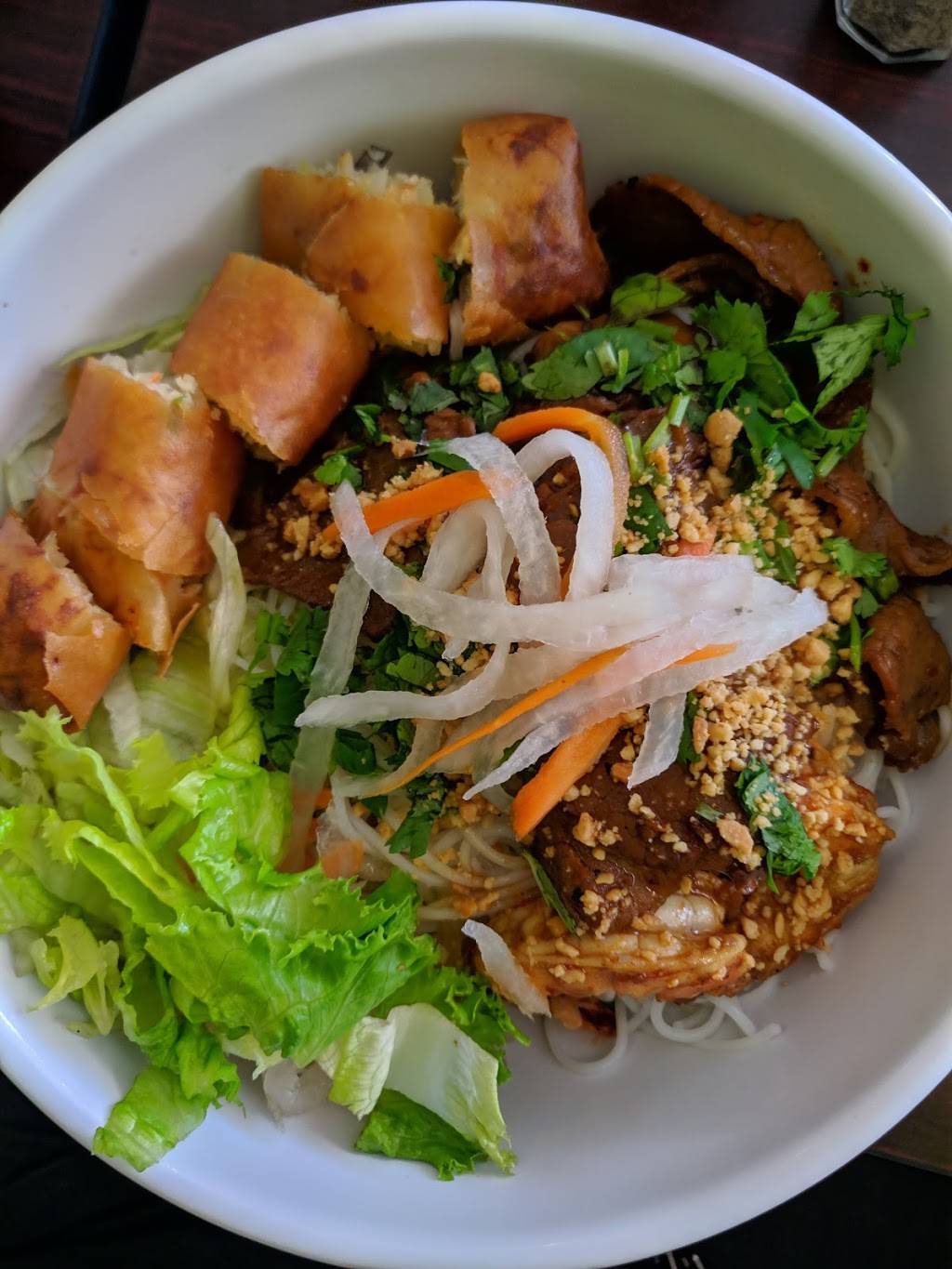 Dalat | restaurant | 2216 S Main St, Ann Arbor, MI 48103, USA | 7344877600 OR +1 734-487-7600