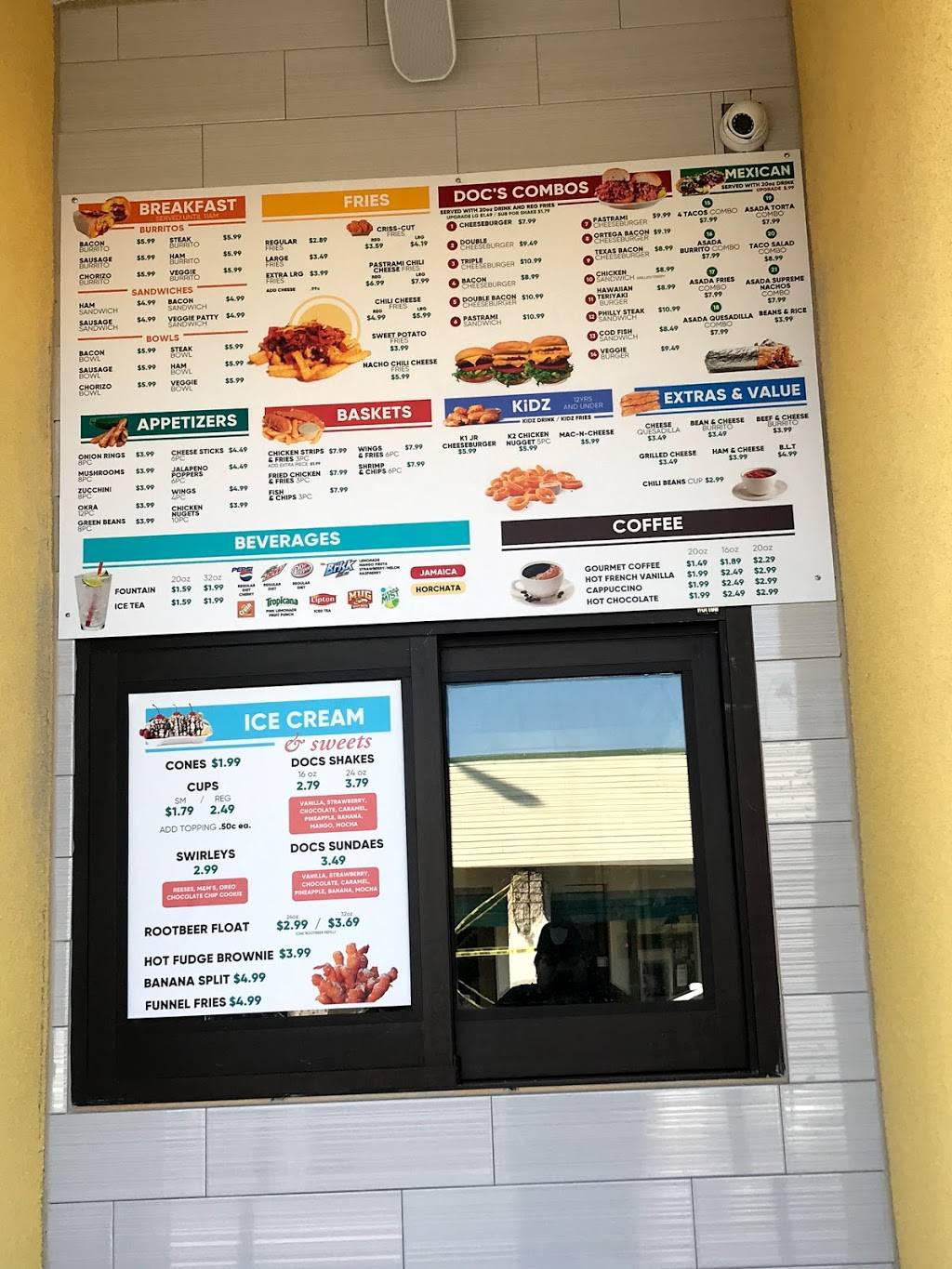 Docs | restaurant | 105 S Willis St, Visalia, CA 93291, USA | 5593727321 OR +1 559-372-7321