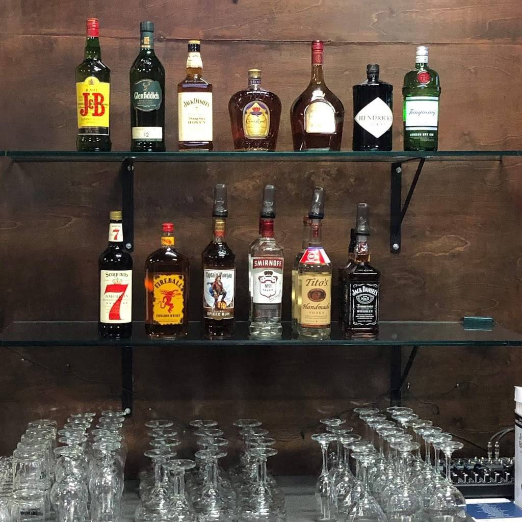 Win Win Restaurant and Bar | restaurant | 30 N Genesee St, Waukegan, IL 60085, USA | 2246565038 OR +1 224-656-5038