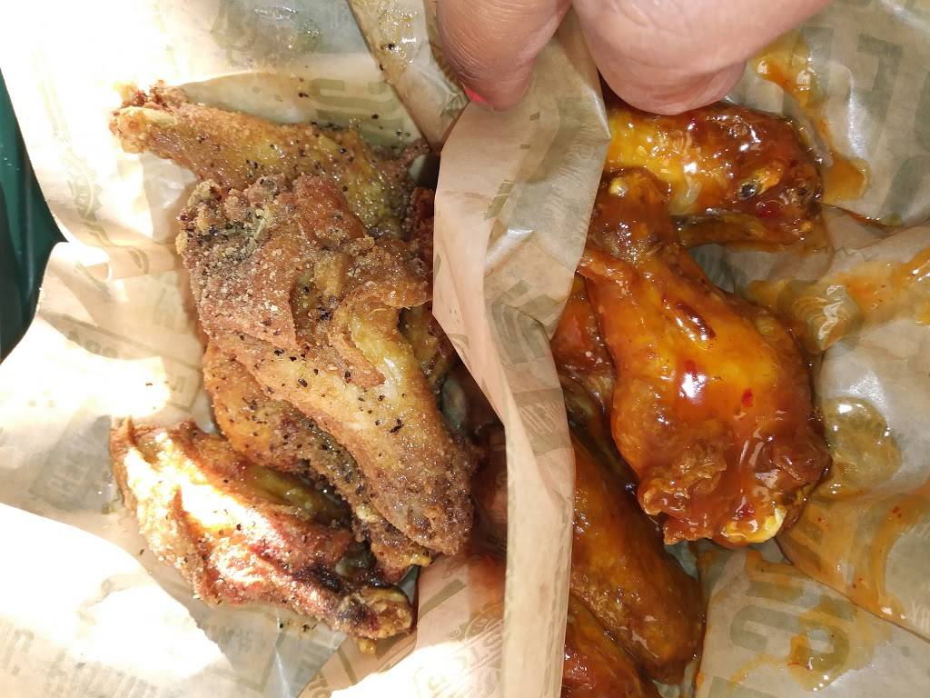 Wingstop | restaurant | 110-120 W Lake Mary Blvd, Sanford, FL 32773, USA | 3213631421 OR +1 321-363-1421