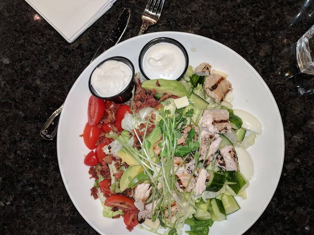 The Pickle Barrel | restaurant | 1 Yorkdale Rd, North York, ON M6A 2T9, Canada | 4167858881 OR +1 416-785-8881