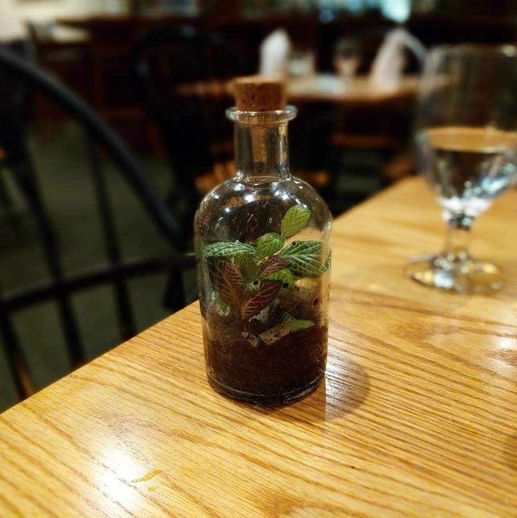 The Maine Dining Room | restaurant | 162 Main St, Freeport, ME 04032, USA | 2078659377 OR +1 207-865-9377