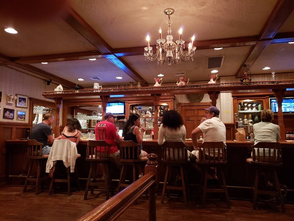 Yen Yen Chinese Restaurant | restaurant | 2 N Atlantic Ave, Cocoa Beach, FL 32931, USA | 3217839512 OR +1 321-783-9512