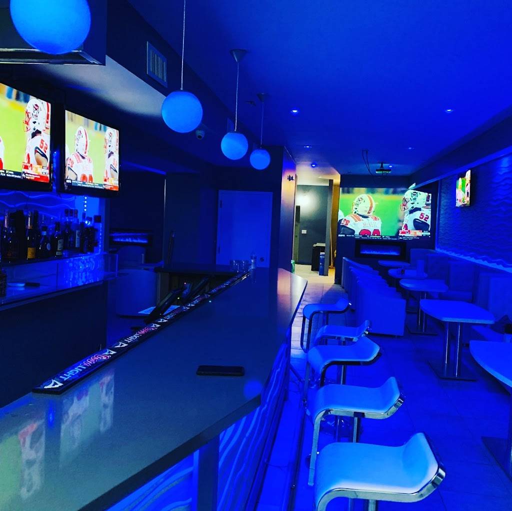 Suite 704 | restaurant | 704 Nostrand Ave, Brooklyn, NY 11216, USA | 7189757001 OR +1 718-975-7001