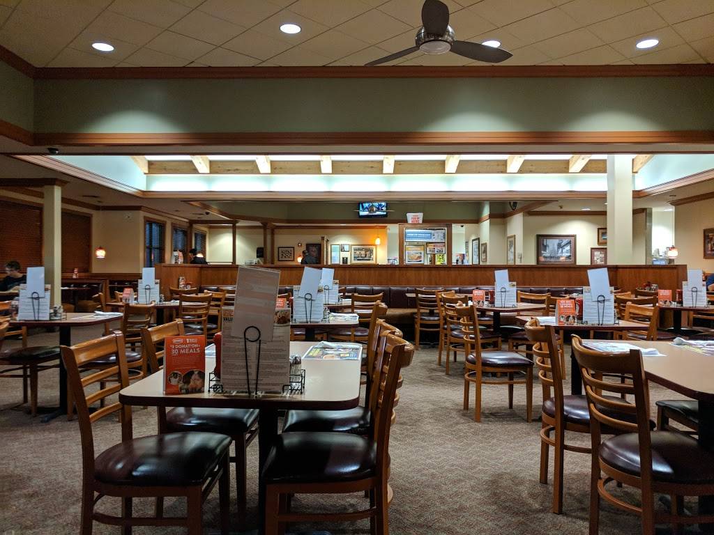 Dennys | restaurant | 343 Civic Rd, Lasalle, IL 61301, USA | 8152236036 OR +1 815-223-6036