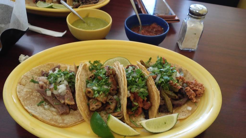 Taqueria Mi Tierra | restaurant | 459 W Irving Park Rd, Bensenville, IL 60106, USA | 6305958830 OR +1 630-595-8830