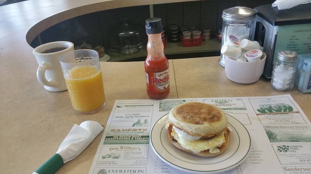 Chummys Mid Town Diner | restaurant | 580 Lisbon St, Lisbon Falls, ME 04252, USA | 2073534732 OR +1 207-353-4732