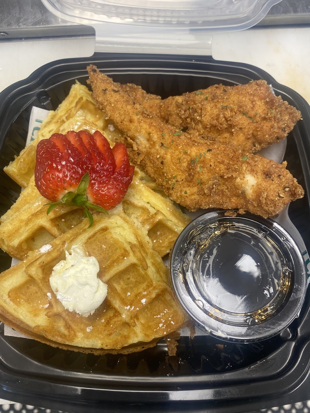 The Cat Shack | restaurant | 2910 S Beckley Ave, Dallas, TX 75216, USA | 2142723362 OR +1 214-272-3362